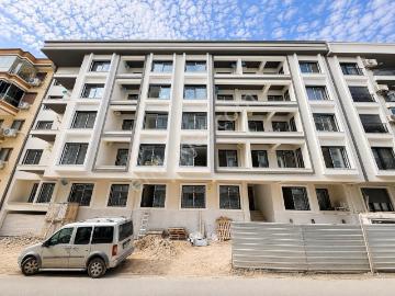 Karşıyaka Dedebaşı Mahallesi'nde Satılık 2+1 Sıfır Daire