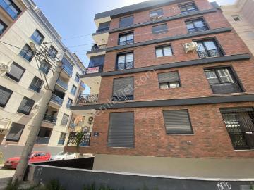 Karşıyaka Dedebaşı'nda, Ordu Caddesi'ne Yakın, Satılık 2+1