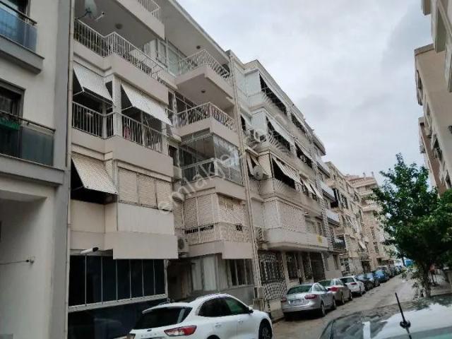 Karşıyaka Donanmacı Mah. Sahıl Yakını,boş, Satılık 3+1 Daıre