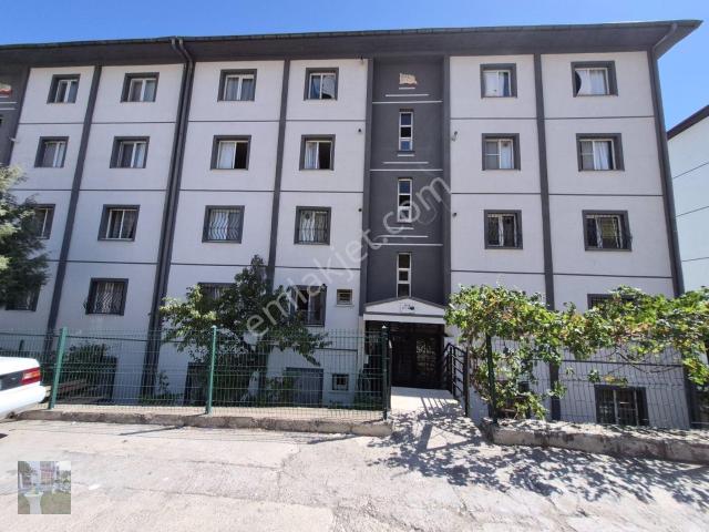 Karşıyaka Elit Sitesinde Doğalgazlı 2+1 Kiralık Daire Kanıt Emlak