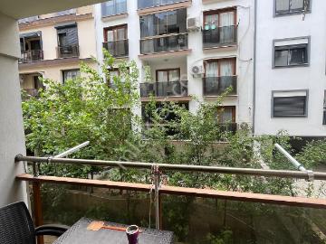 Karşıyaka Şemikler Mahallesi Okullar Bölgesinde 2+1 Satılık Daire