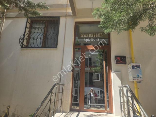 Karşıyaka Şemikler 2+1 Satılık Daire