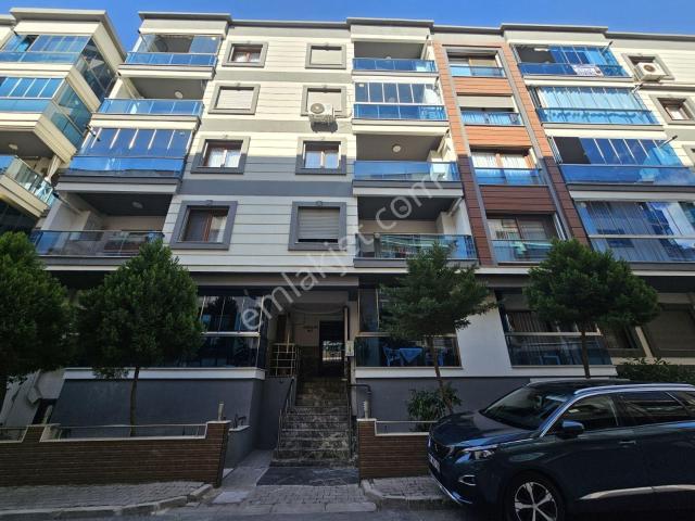 Karşıyaka Fikri Altay Mahallesi 90m2 2+1 Kiralık Daire