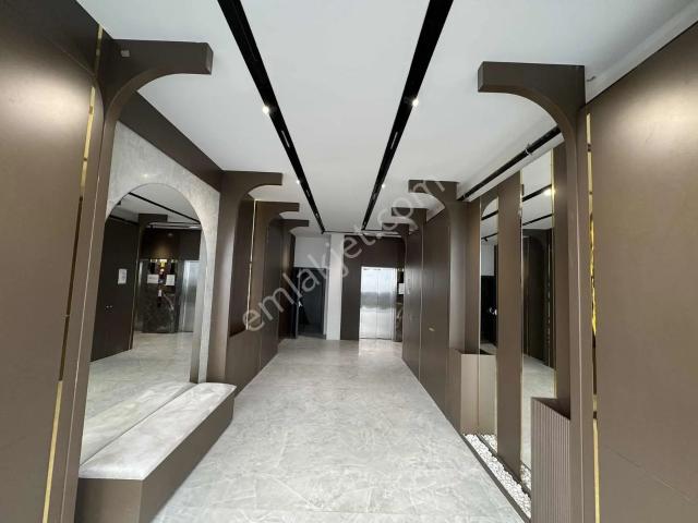Karşıyaka İmbatlı Mahallesi Yeni Binada 2+1 Lüks Kiralık Dairefa