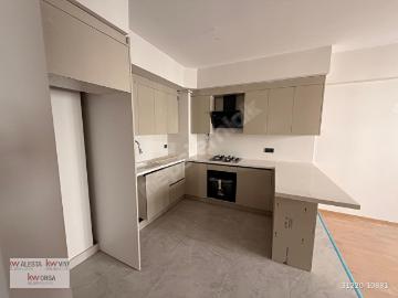 Karşıyaka İmbatlı'da Lüks Binada Sıfır 2+1 Daire