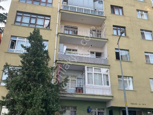 Karşıyaka İş Merkezi Yakınında Satılık 3+1 Daire