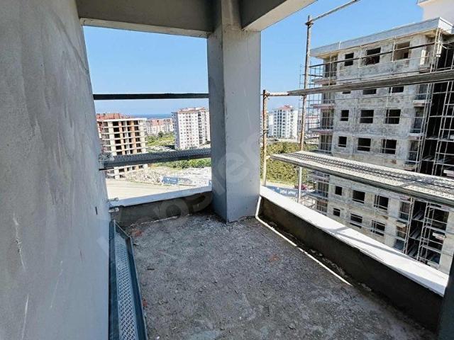 Karşıyaka Kızıllıkta Deniz Manzaralı 2+1