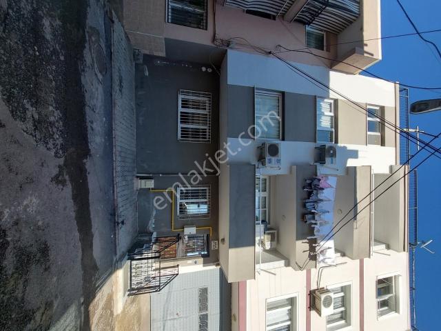 Karşıyaka Latife Hnm Mah. Kiralık Y.giriş Daire Kanıt Emlak