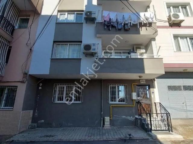 Karşıyaka Latife Hnm Mah. Kiralık Y.giriş Daire Kanıt Emlak