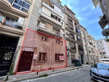 Karşıyaka Lisesi Arkası Satılık Bahçeli Dubleks Daire