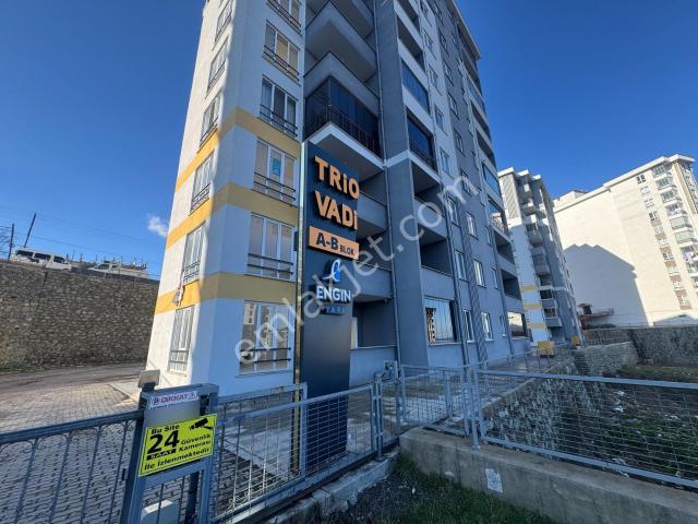 Karşıyaka Mah.'de Site İçinde | 146 M² | Ayrı Mutfaklı | Ferah