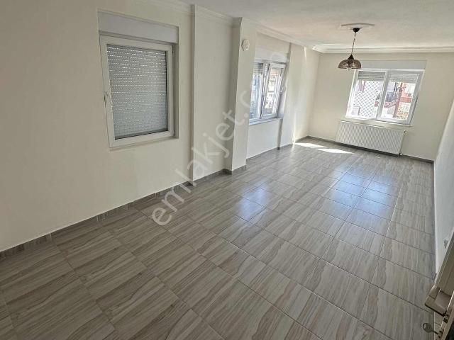 Karşıyaka Mah Kiralık 2+1 Geniş Kullanışlı Daire