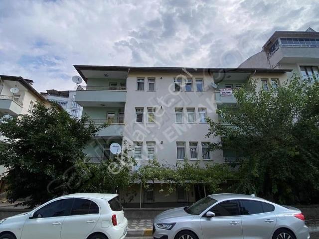 Karşıyaka Mahallesinde Kiralık 3+1 Daire | Vadi Emlak