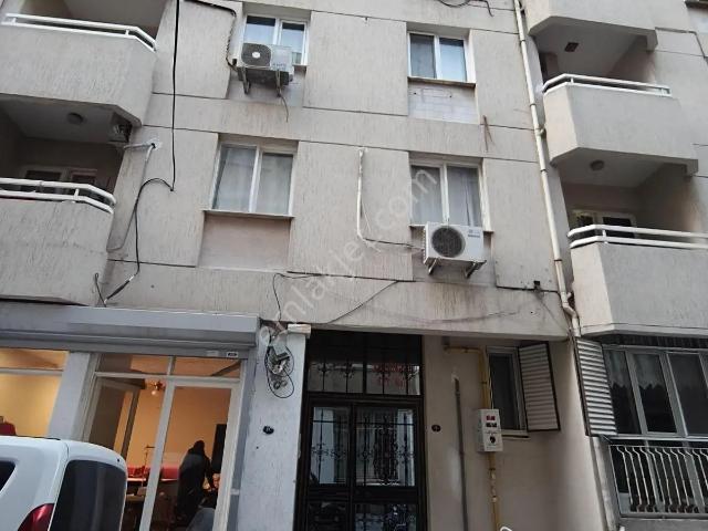 Karşıyaka Merkezinde Adliye Yakını Satılık 3+1