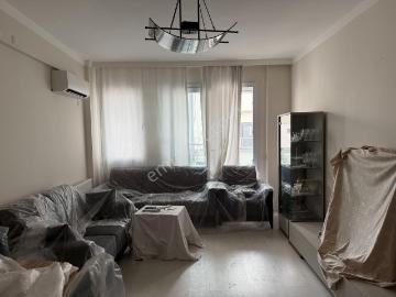 Karşıyaka Nergiz Dedebaşında Full Eşyalı Kiralık Lüx 2+1 Daire