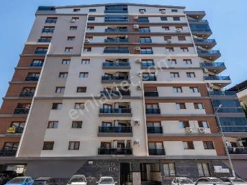 Karşıyaka Nevasta City De Satılık 1+1 Lüks Daire