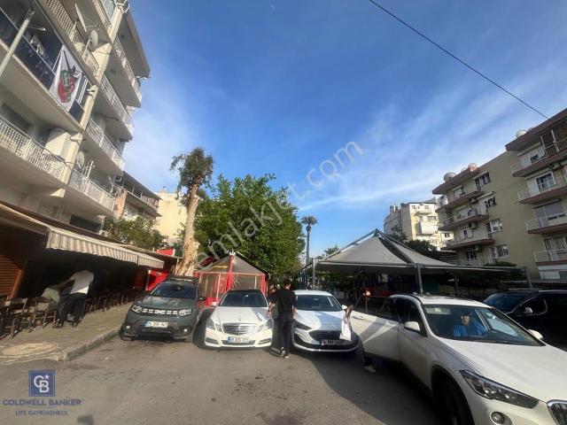 Karşıyaka Osmanbey Parkı Deniz Manzaralı 3+1 Kiralık Daire