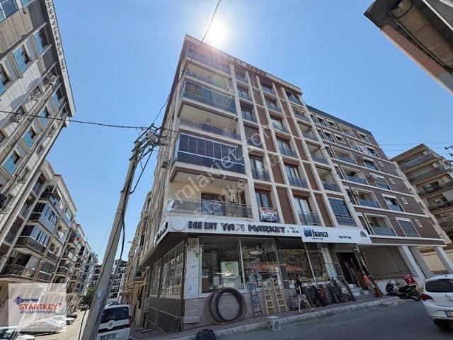 Karşıyaka Örnekköy Mahallesi Kapalı Mutfak 3+1 Kiralık Daire