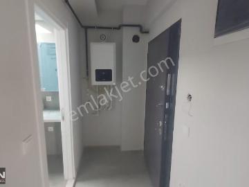 Karşıyaka Örnekköy Mh. Yeni Girne Cd. Yakını Kiralık 1+1 Daire