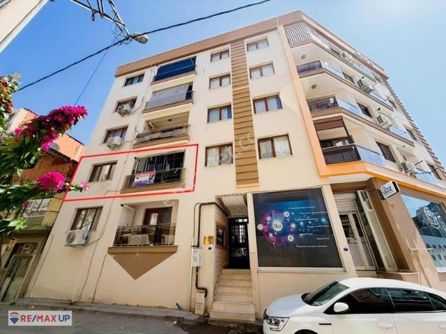 Karşıyaka Örnekköy Mh Kapalı Mutfak Doğalgazlı Kiralık 2+1 Daire