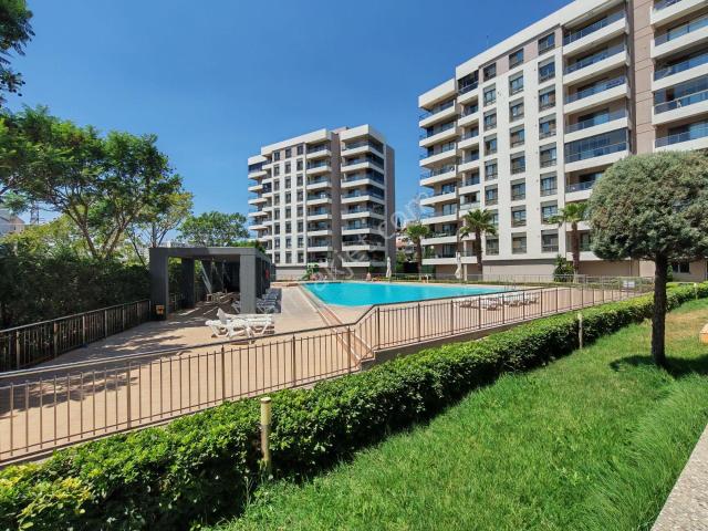 Karşıyaka Sole Palmiye Park Sitesi Havuz Cephe 2+1 Satılık Daire