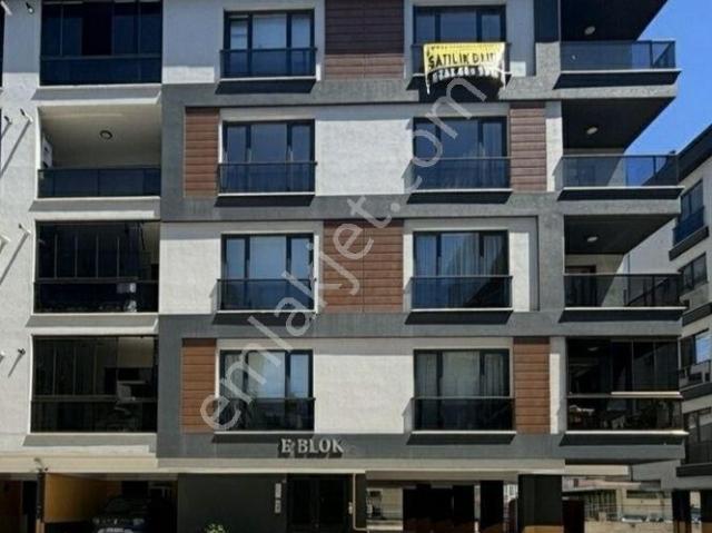 Karşıyaka'nın Prestijli Sitesi Çelebi 104'te Özel Lüks Dubleks