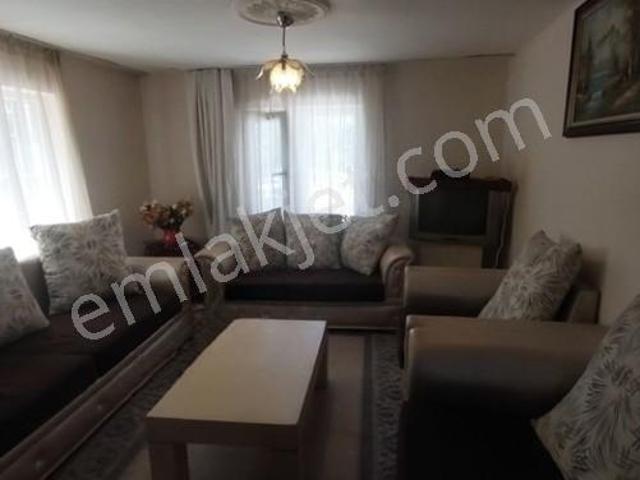Karşıyaka'da Kentsele Uygun Merkezi Konum 2+1 Daire