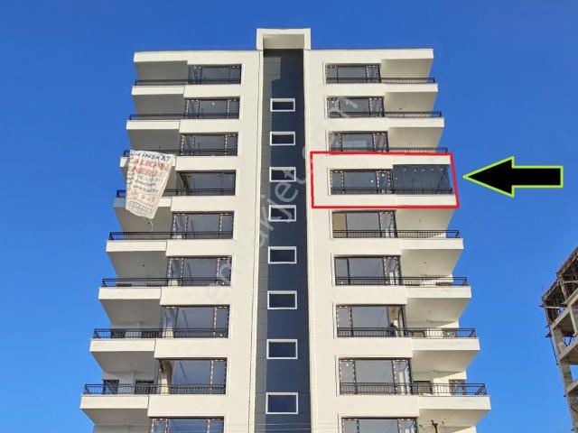 Karşıyakada Sıfır Süper Manzaralı Geniş Ferah 165 M2 Daire