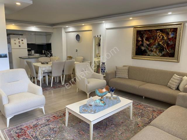 Karşıyakada Satılık 2+1