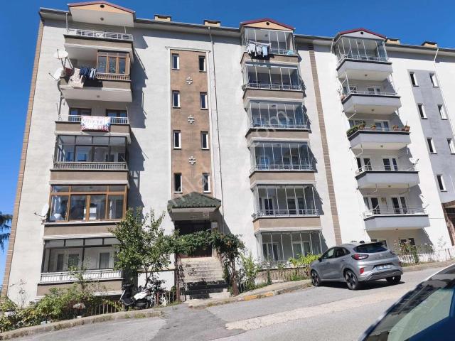 Karşıyaka'da 3+1 Deniz Manzaralı Kiralık Daire