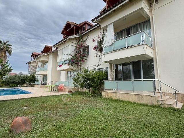 Karaçalı Mahallesi’nde Havuzlu Sitede Kiralık 2+1