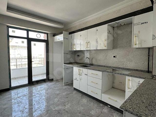 KARA ASLAN MAH. CADDEYE CEPHE 2+1 SATILIK DAİRE
