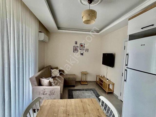 Karaçulha Mah'de 1+1 Uzun Dönem Eşyalı Daire
