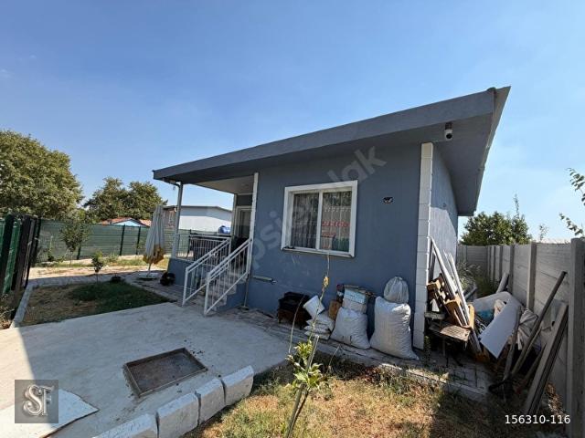 KARACAAĞAÇTA SATILIK BAHÇELİ 2+1 EV FULL EŞYALI, OTOPARKLI SF EMLAK