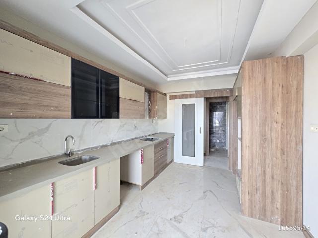 KARACAAHMET 2 DE UYGUN FİYATA SIFIR 2+1 ARAKAT ÖNCEPHE DAİRE