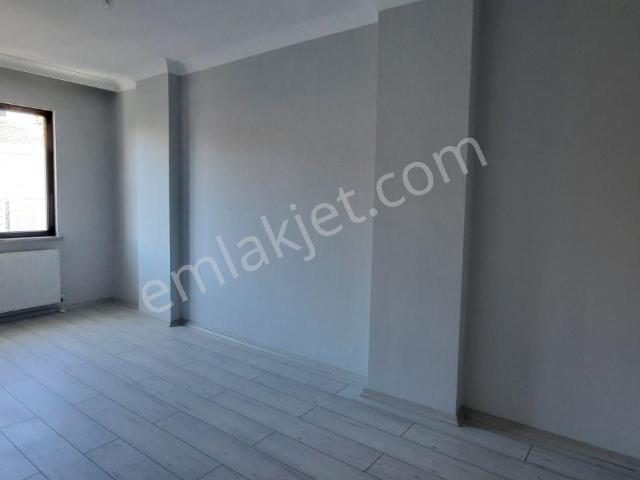 Karacabey Drama'da Pazara Yakın Satılık 4+1 Dubleks Daire