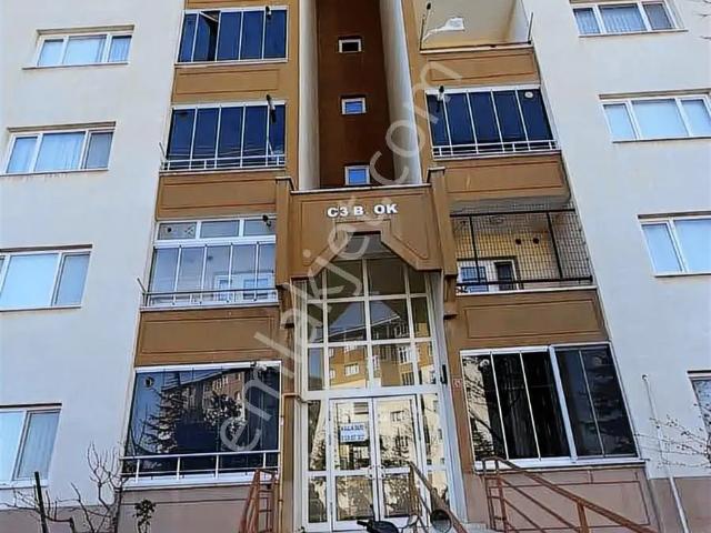 Karacabey Toki Konutlarında Satılık Ara Kat Daire