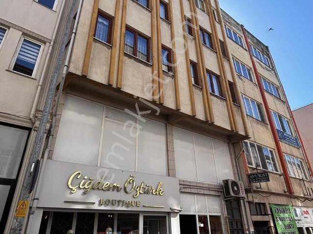 Karacabey Tabaklar Mahallesinde Merkezi Konumda Satılık Daire