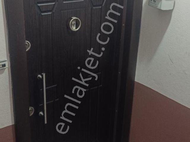 Karacabey Zirat Bankası Arkası.astılık Daire.3+1.140 M2 Kat 4