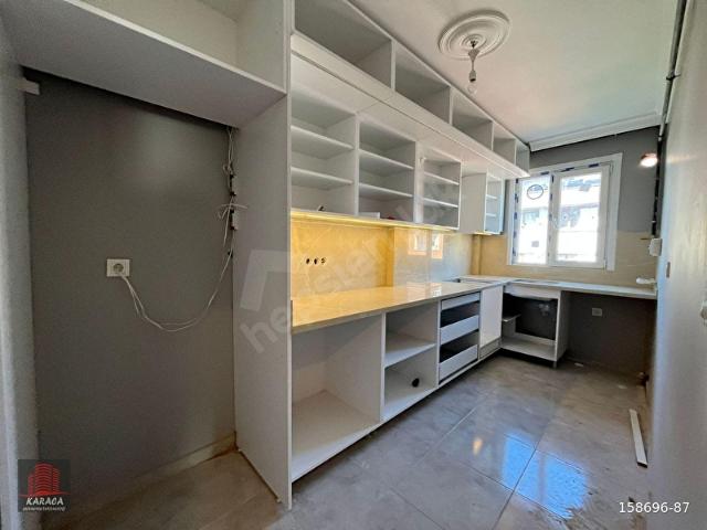 KARACA'DAN CADDE'DE ULTRA LÜKS ARAKAT DAİRE