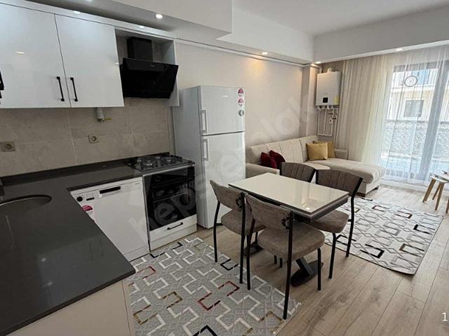 KARACA'DAN SATILIK FULL EŞYALI SİTE İÇERİSİNDE 1+1 LUX DAİRE
