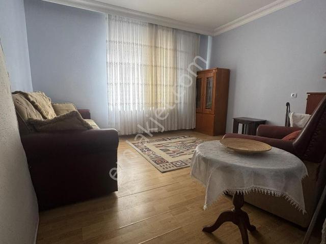 Karacaibrahim Mahallesi'nde 2+0 Eşyalı Kiralık Daire