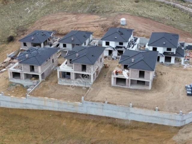 Karacakaya Mah. Mebuskent Müstakil Sıfır Satılık Villa