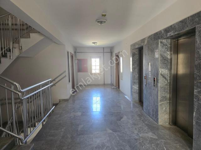 Karacasu Tokilerde Satılık Arakat Geniş 2+1 Daire