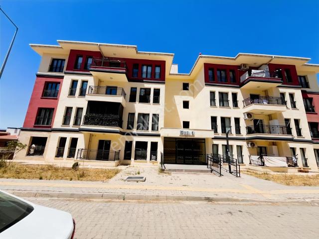 Karacasu Yeni Tokilerde Kiralık 3+1 Daire