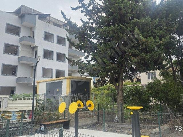 KARAAĞAÇ KONARLIDA, DEPREMDEN SONRA YAPILI SATILIK 3+1 SIFIR DAİRE