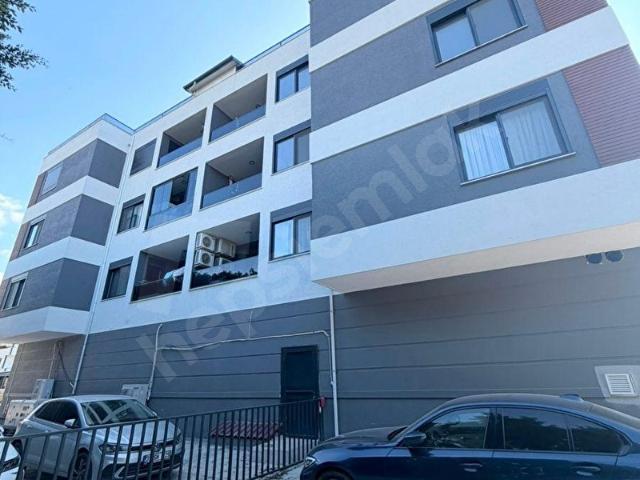 KARAAĞAÇ'TA YENİ BİNADA 300 M2 SATILIK ÇATI DUBLEKSİ!