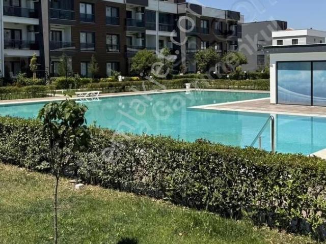 Karaali'de Villa Bölgesinde Eşyalı Kiralık 1+1 Daire
