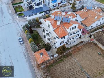 Karaaslan 718m2 Arsa Ve 10+2 Yaşam Alanlı Kaçırılmayacak Fırsat!