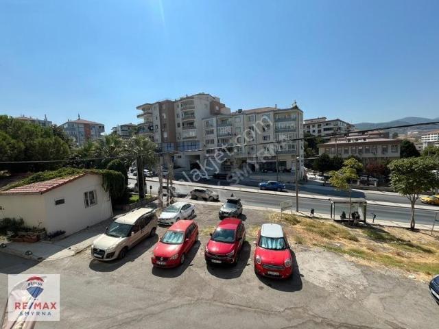 Karabağlar Metin Oktay Mahallesinde 150 M² 4+1 Kiralık Daire